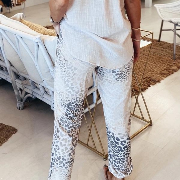 Leopard Print Drawstring Jogger Pants - Picture 2 of 6